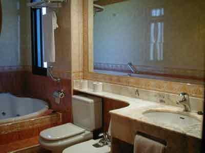 Hotel Montearagon Huesca Dış mekan fotoğraf