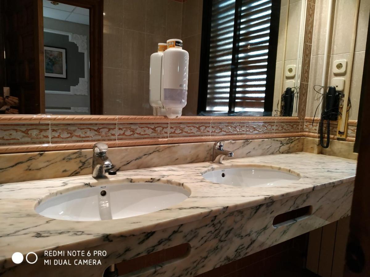 Hotel Montearagon Huesca Dış mekan fotoğraf